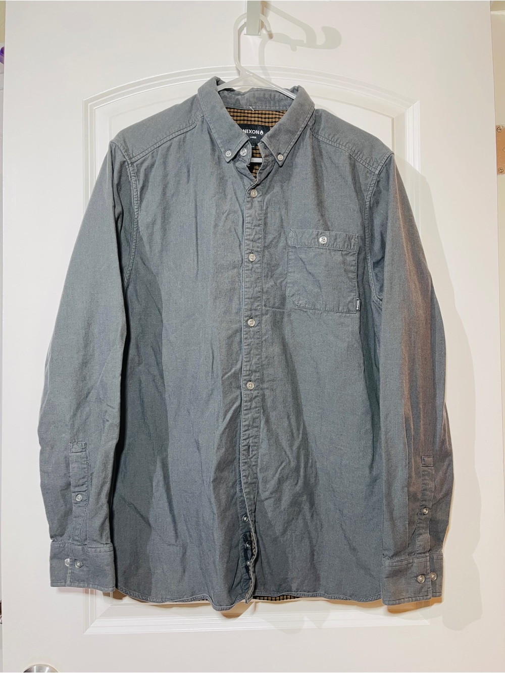 Nixon Men's Gray Long-Sleeve Button-Down Shirt